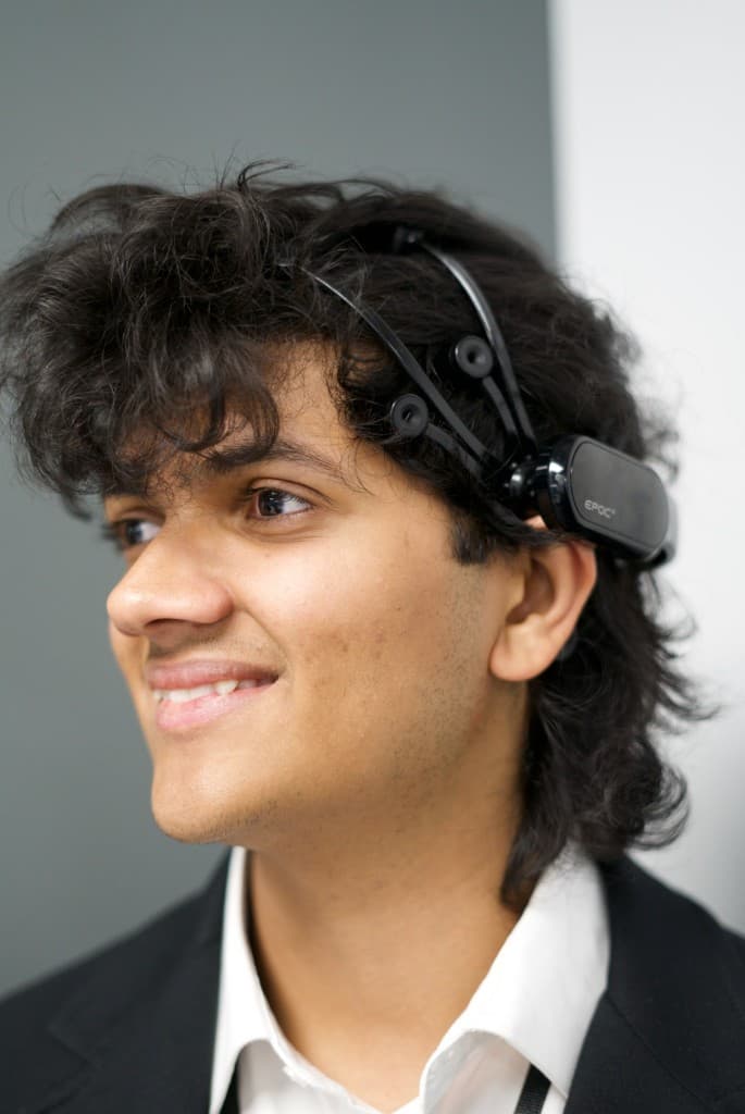 Manifest headset close-up at demo event